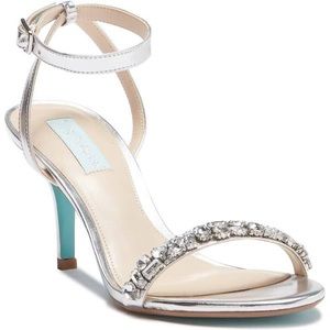 Betsey Johnson Maeby Dress Sandal Size 8